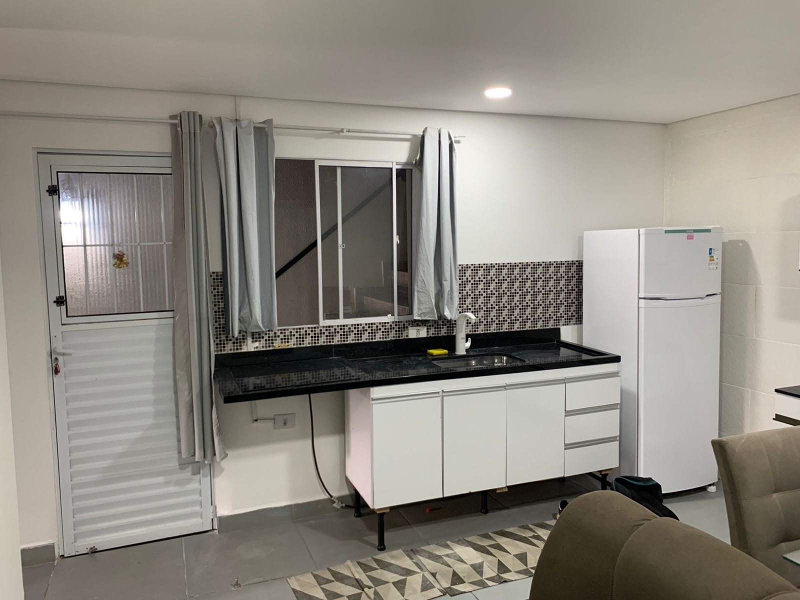 Kitnet e Studio para alugar com 3 quartos, 28m² - Foto 19