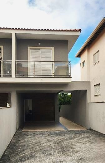 Casa para alugar com 3 quartos, 185m² - Foto 1