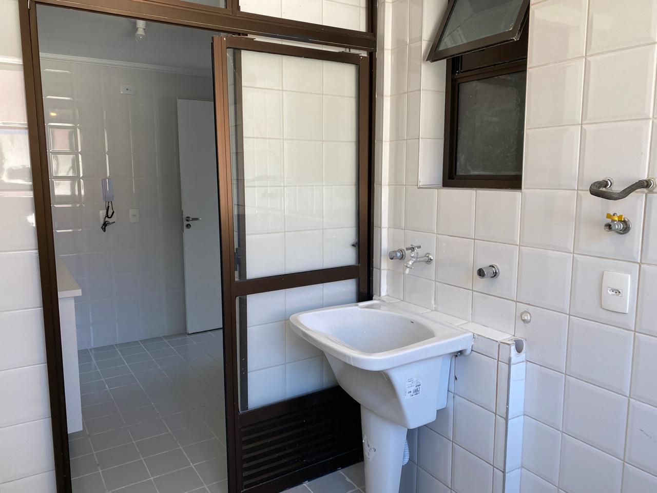 Apartamento à venda com 3 quartos, 117m² - Foto 11