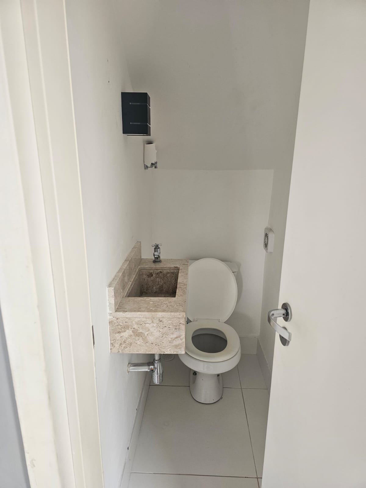 Casa à venda com 4 quartos, 150m² - Foto 18