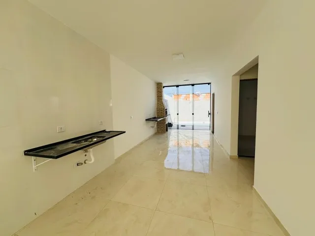 Casa à venda com 3 quartos, 109m² - Foto 4