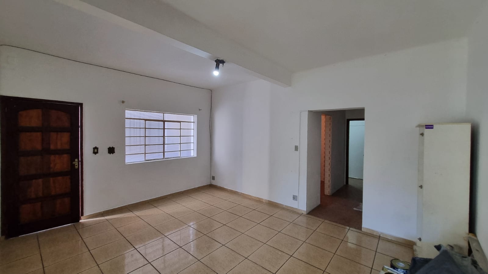 Casa para alugar com 2 quartos, 70m² - Foto 2