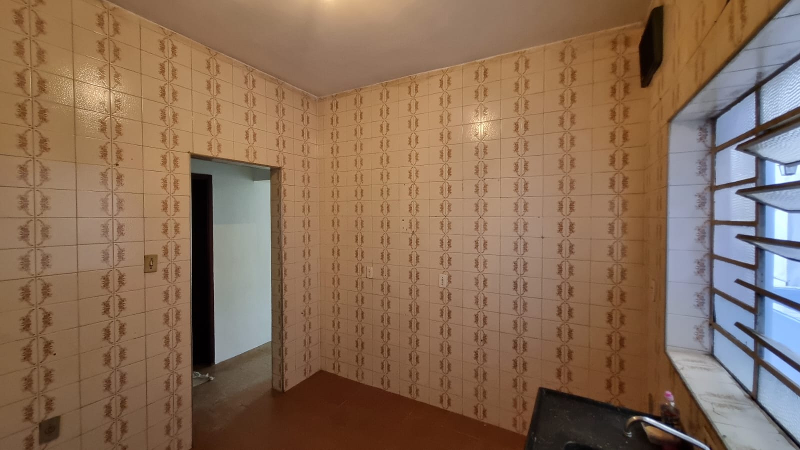 Casa para alugar com 2 quartos, 70m² - Foto 13