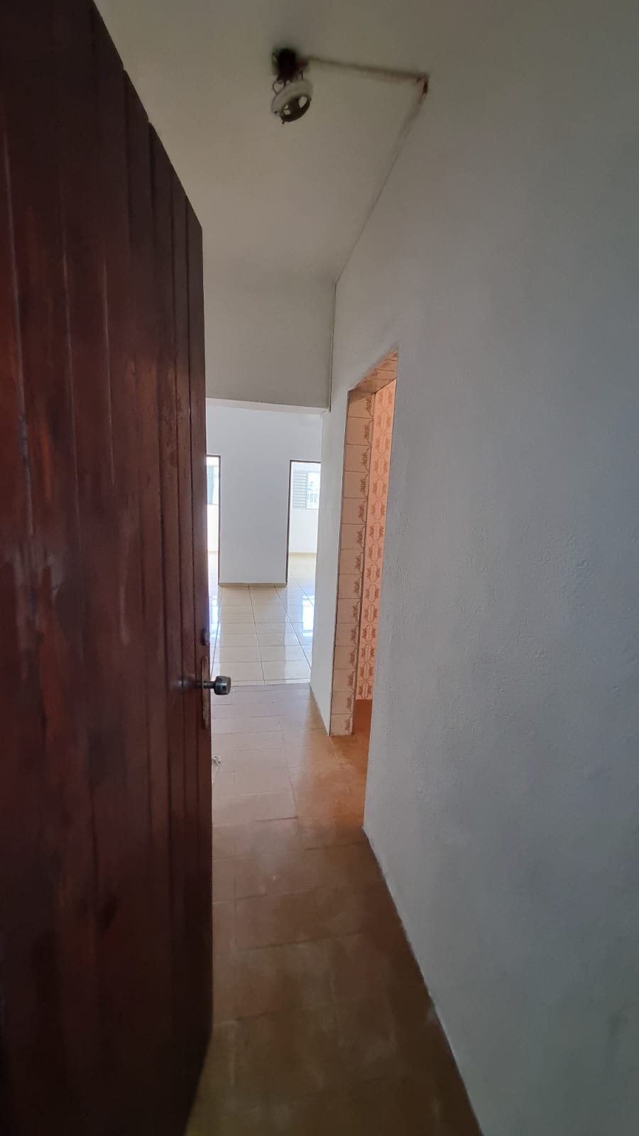 Casa para alugar com 2 quartos, 70m² - Foto 11