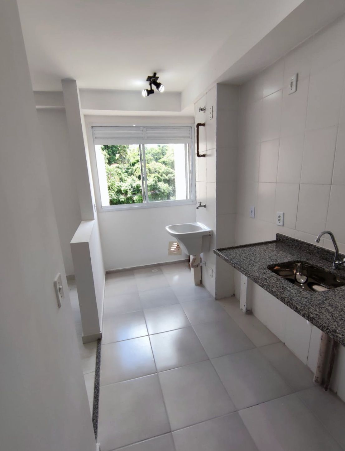  Cobertura Duplex com 3 Dormitórios no Residencial Lê Mont-Jardim  Isis-Cotia/SP