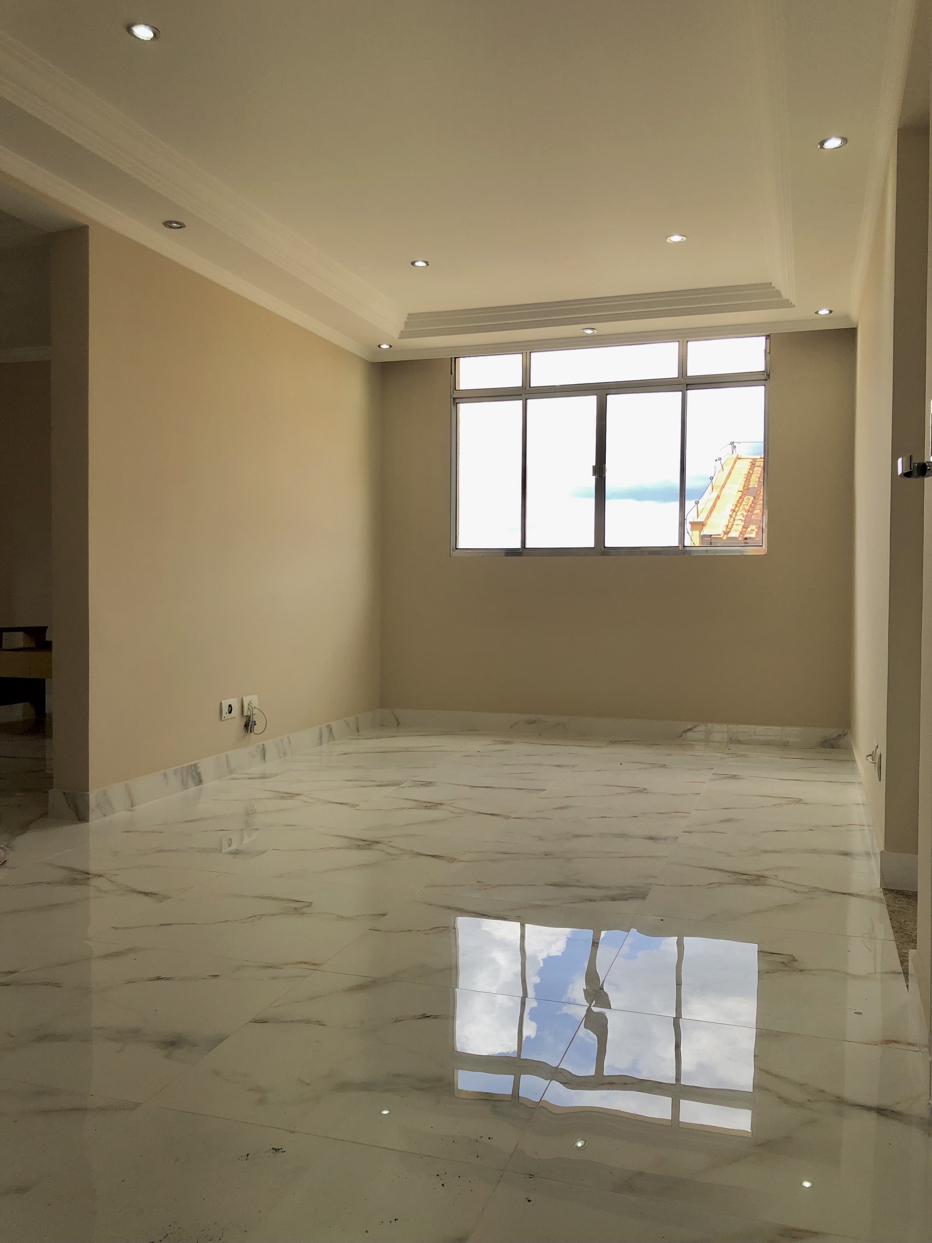 Apartamento para alugar com 2 quartos, 60m² - Foto 4