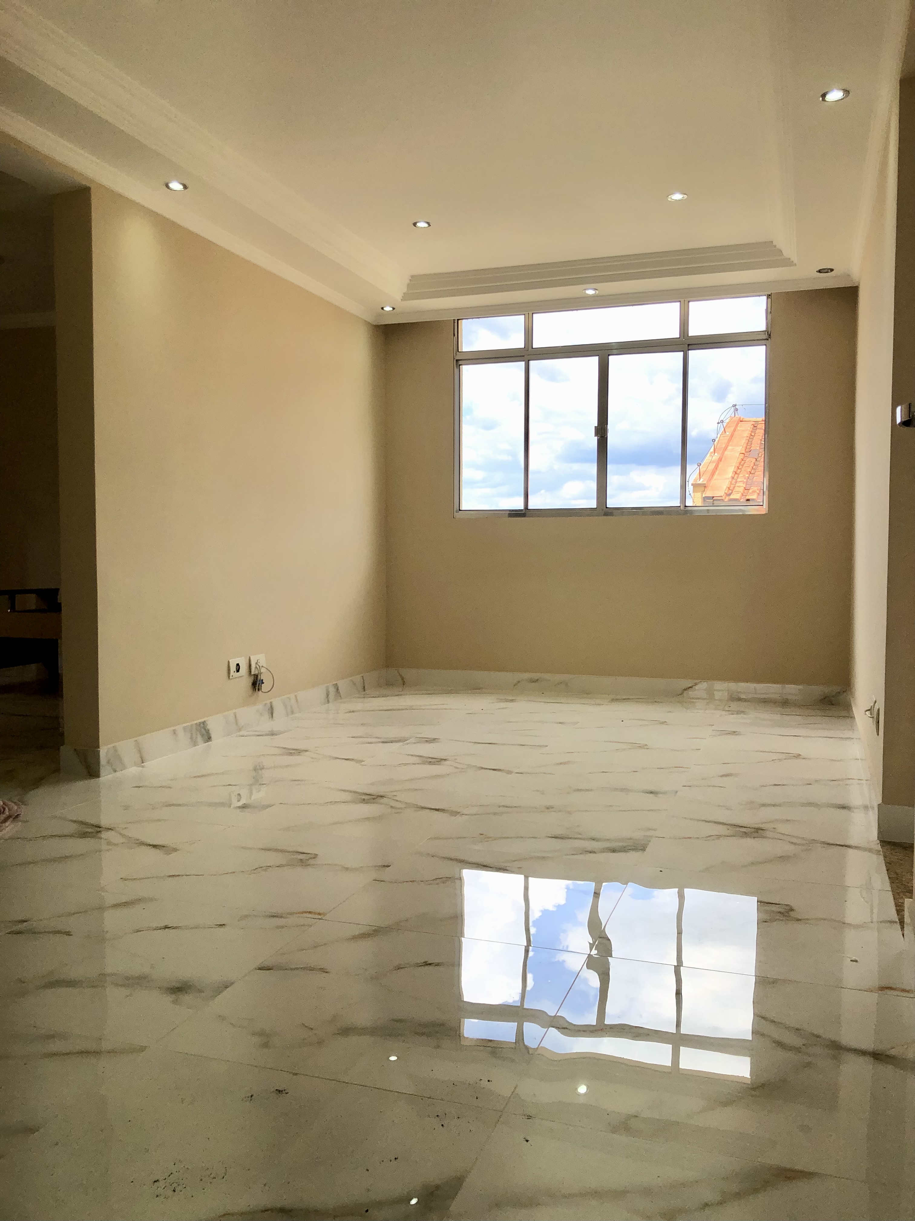 Apartamento para alugar com 2 quartos, 60m² - Foto 1