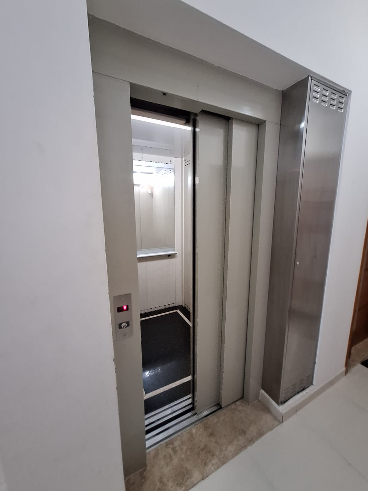 Apartamento à venda com 2 quartos, 62m² - Foto 5