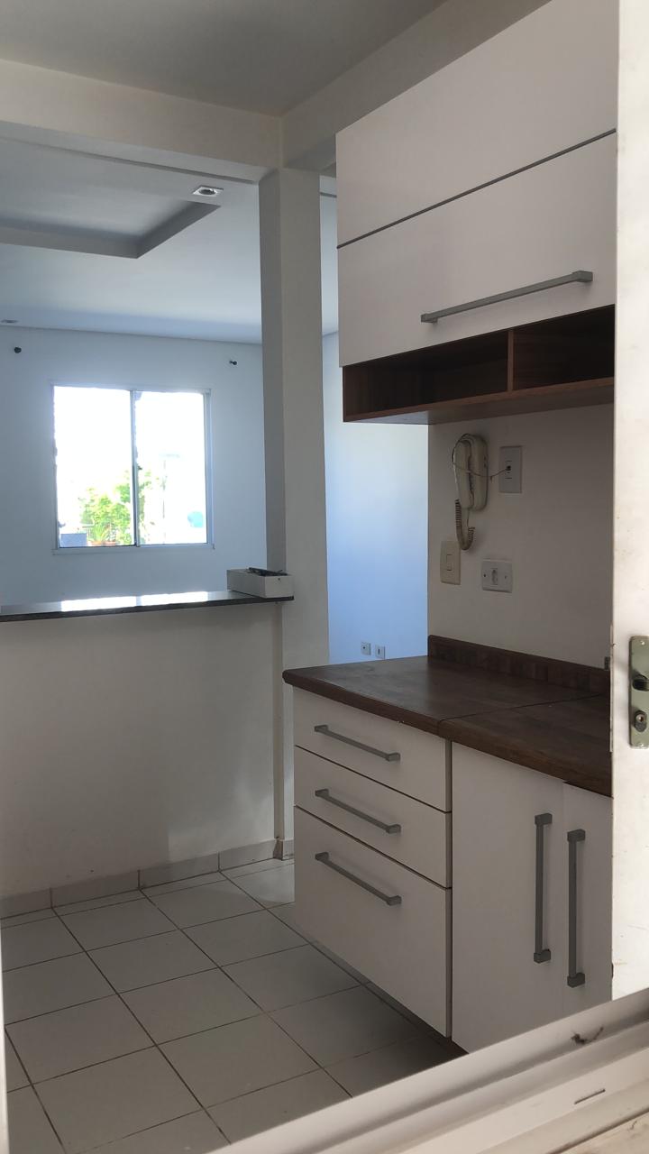 Linda Casa com 02 Dormitórios -  Condomínio Refúgio Canta Galo II - Jardim Caiapia - Cotia/SP