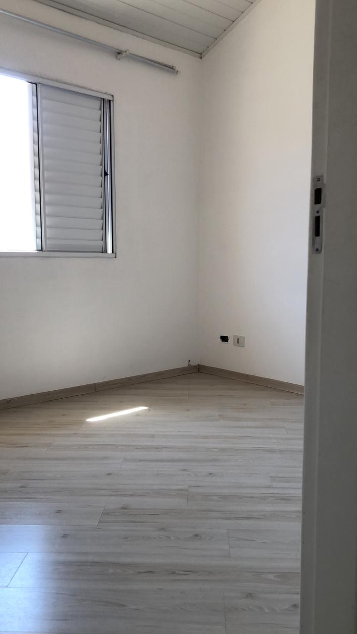 Linda Casa com 02 Dormitórios -  Condomínio Refúgio Canta Galo II - Jardim Caiapia - Cotia/SP