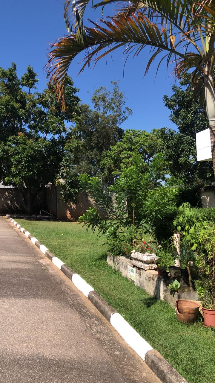 Linda Casa com 02 Dormitórios -  Condomínio Refúgio Canta Galo II - Jardim Caiapia - Cotia/SP