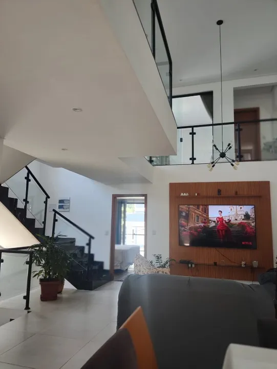 Casa para alugar com 3 quartos, 250m² - Foto 3