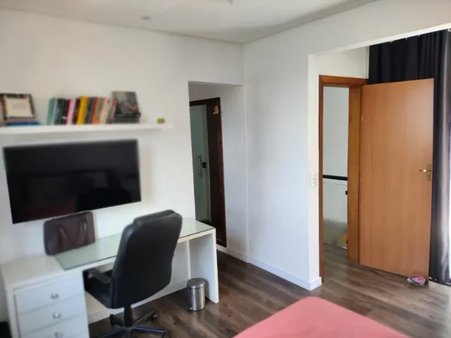 Casa para alugar com 3 quartos, 250m² - Foto 14