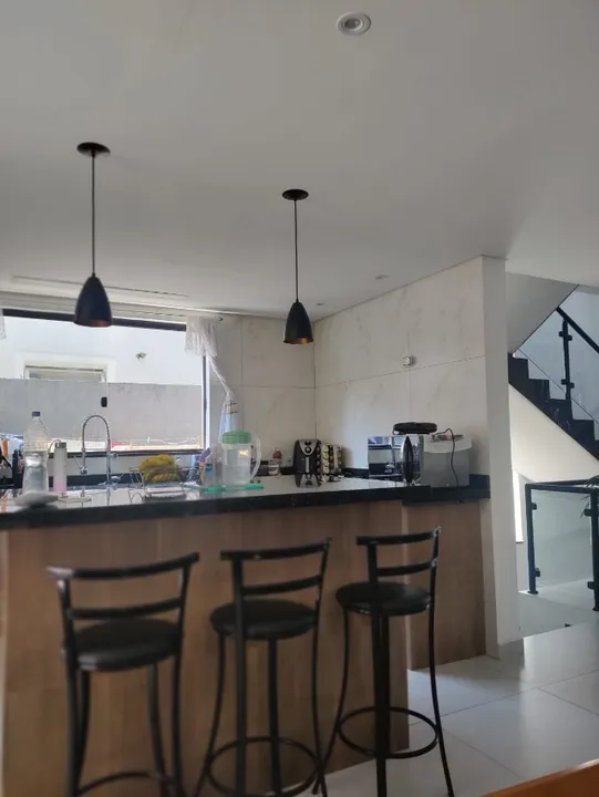 Casa para alugar com 3 quartos, 250m² - Foto 7