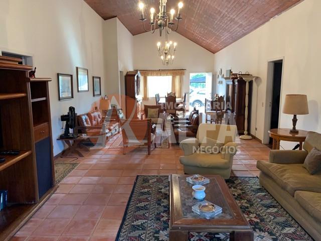 Casa à venda com 4 quartos, 40000m² - Foto 3