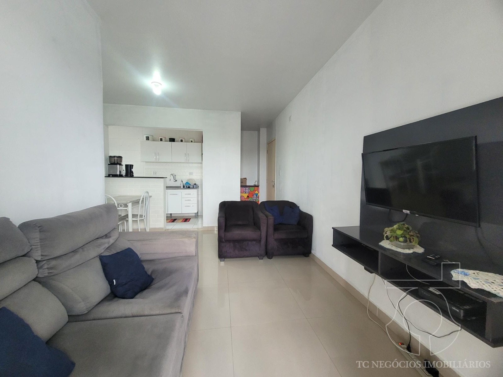 Apartamento (V) - 03 Dormitórios - Condomínio Costa do Sol - Jardim Sabia - Cotia