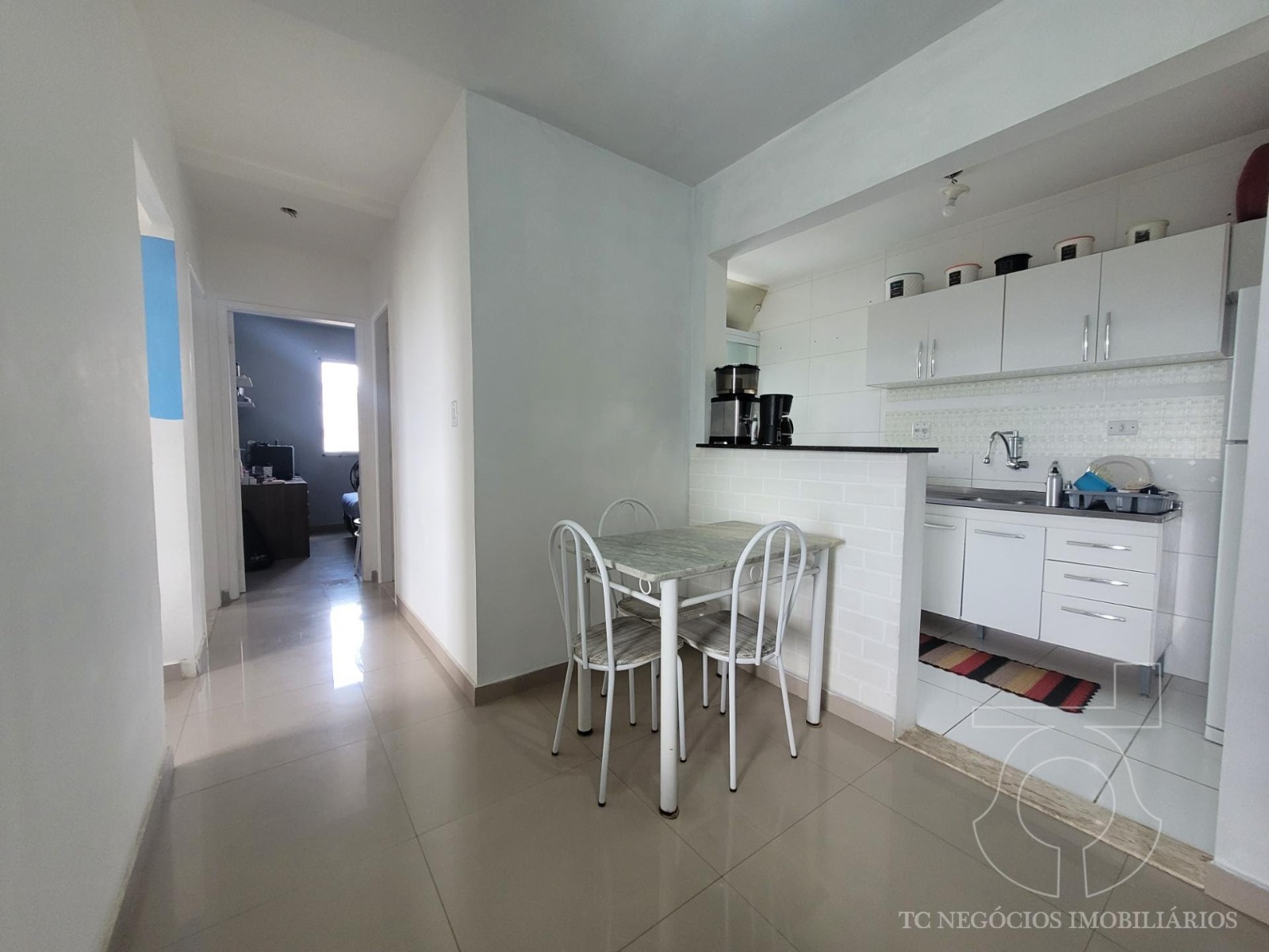 Apartamento (V) - 03 Dormitórios - Condomínio Costa do Sol - Jardim Sabia - Cotia
