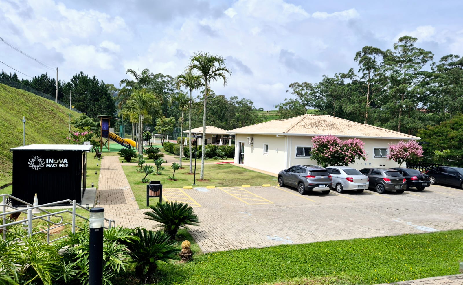 Terreno em Condomínio de Alto Padrão -  Condominio Reserva Santa Paula - Cotia/SP