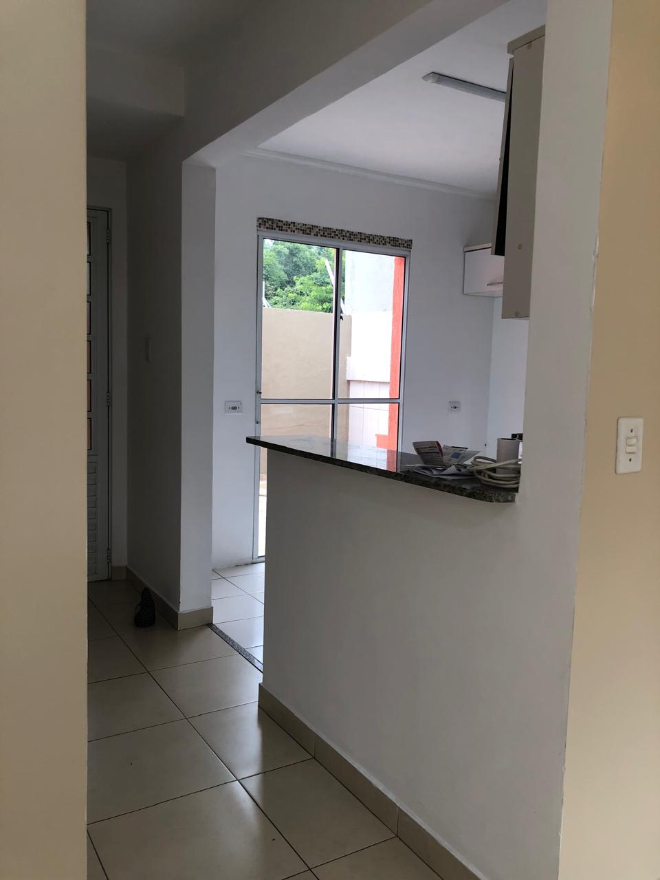 Lindíssima Casa (L) - 3 Dormitórios sendo 01 suíte- Condomínio Porto Seguro - Granja Vianna - Cotia SP