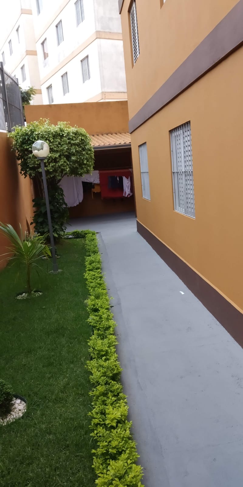 Apartamento com 02 Dormitórios - Edifício Orquidea- Rio das Pedras - Cotia/SP