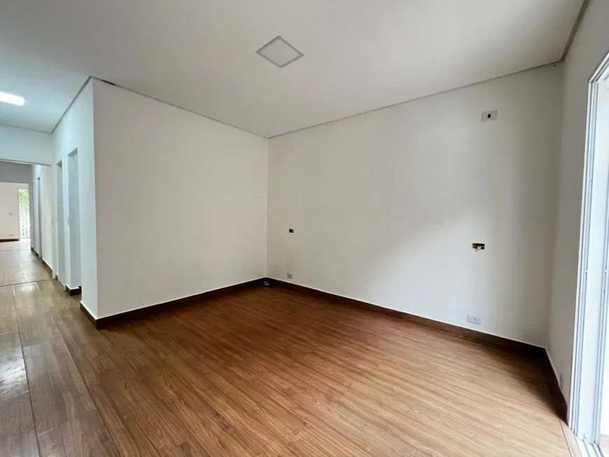 Casa com 03 dormitórios - Condomínio Vila Rica - Vargem Grande Paulista / SP