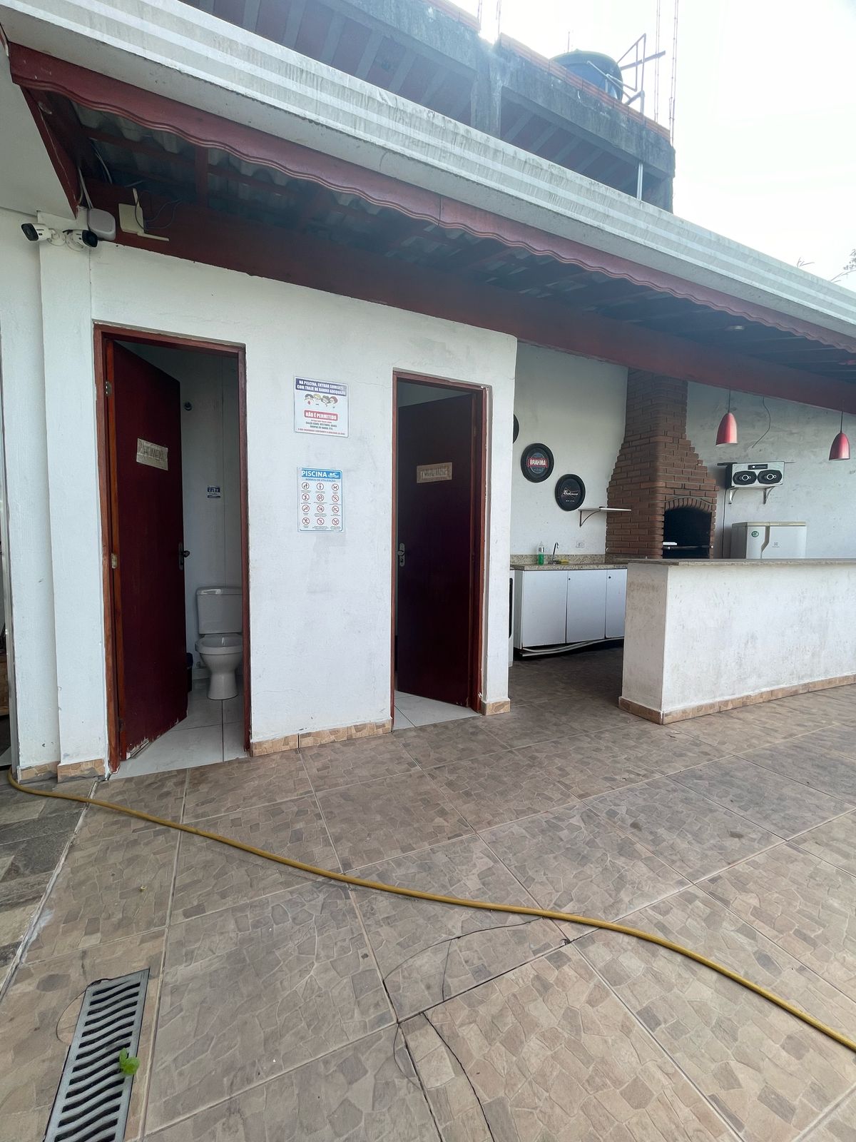 Casa com piscina e 02 dormitórios - Jardim Araruama - Cotia/SP