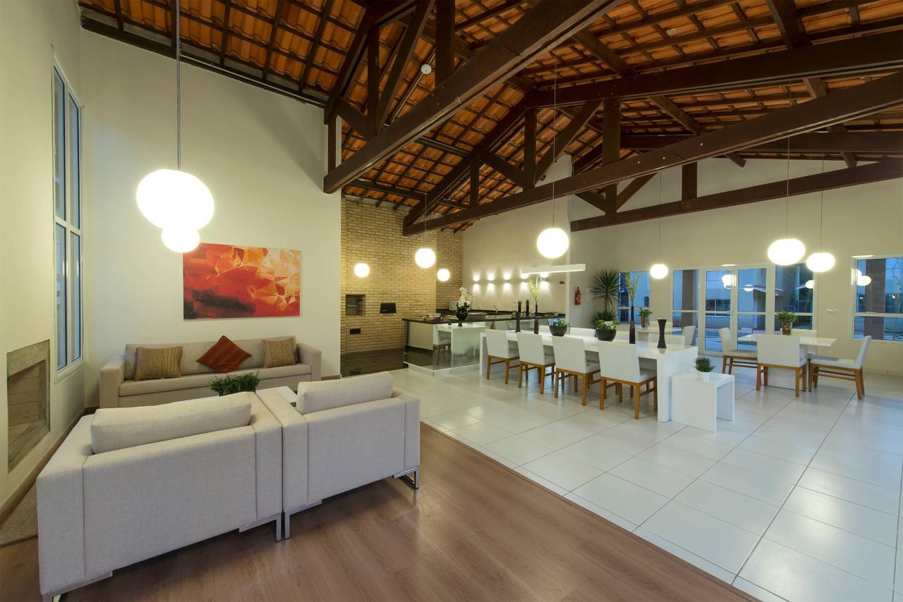 Casa Com 02 Dormitórios - Condomínio Bosques da Vila -  Cotia/SP