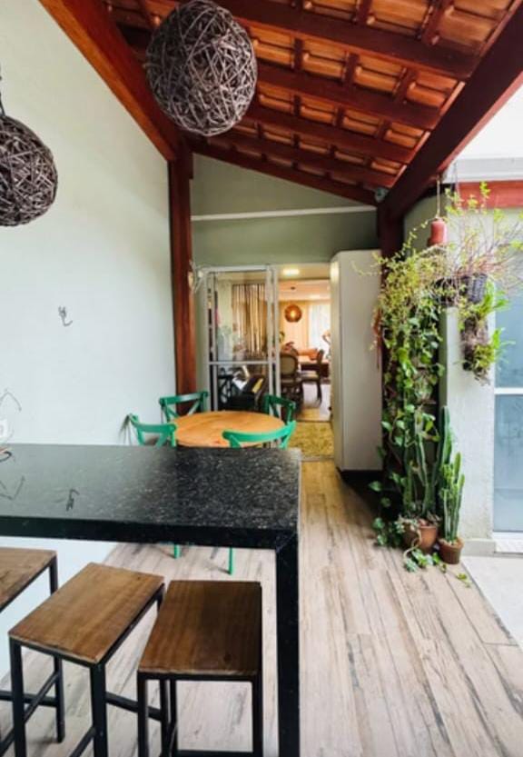 Casa Com 02 Dormitórios - Condomínio Bosques da Vila -  Cotia/SP