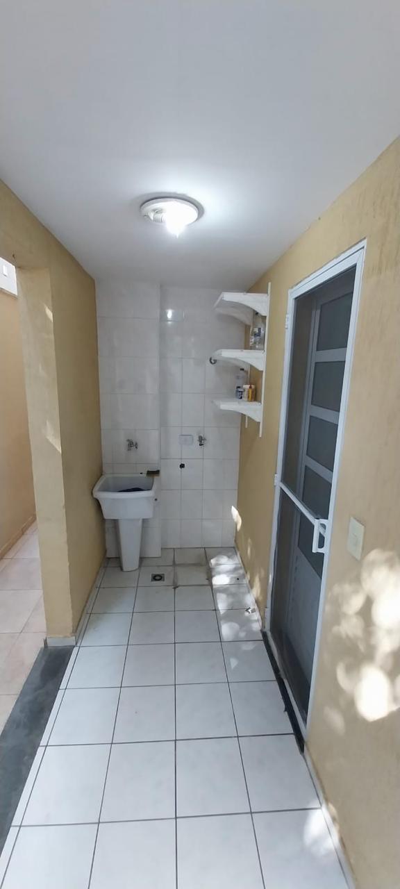Casa Com 03 Dormitórios - Condomínio Nativo Clube - Jardim Belizário - Cotia/SP