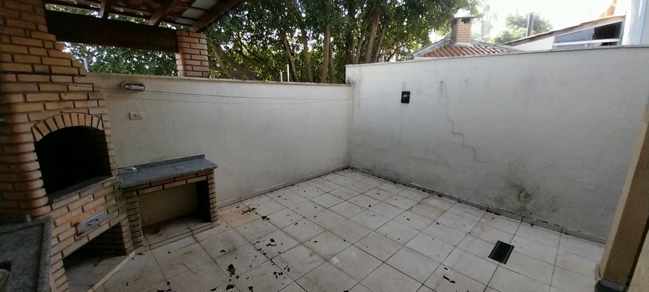 Casa Com 03 Dormitórios - Condomínio Nativo Clube - Jardim Belizário - Cotia/SP