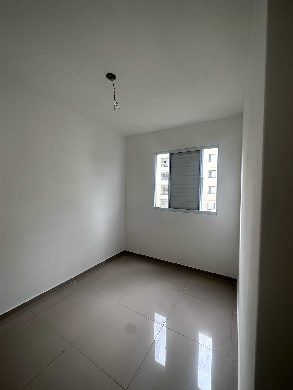 Apartamento 02 Dormitórios - Residencial Napoles - Jardim Colibri II - Cotia/SP