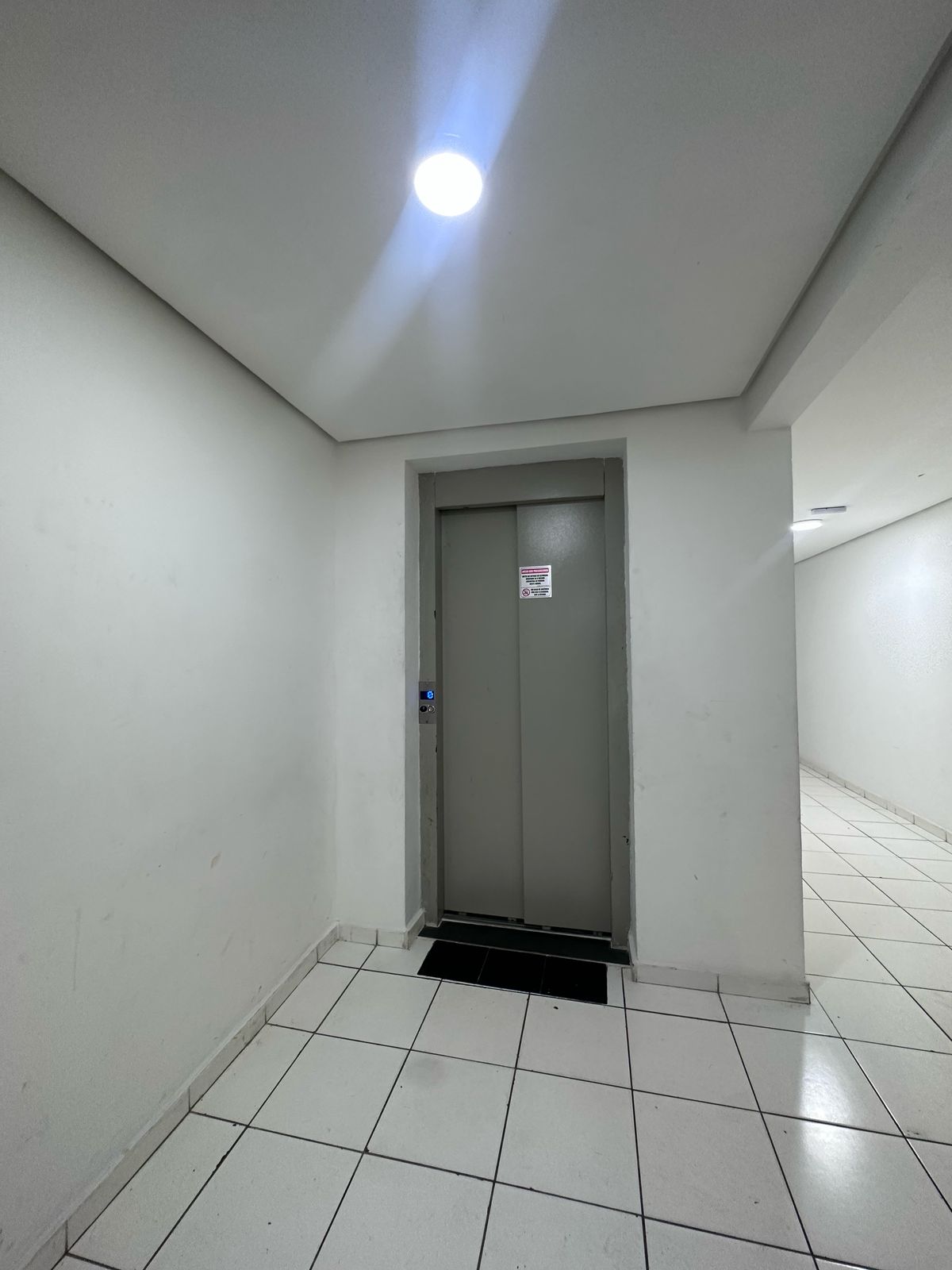 Apartamento 02 Dormitórios - Residencial Napoles - Jardim Colibri II - Cotia/SP