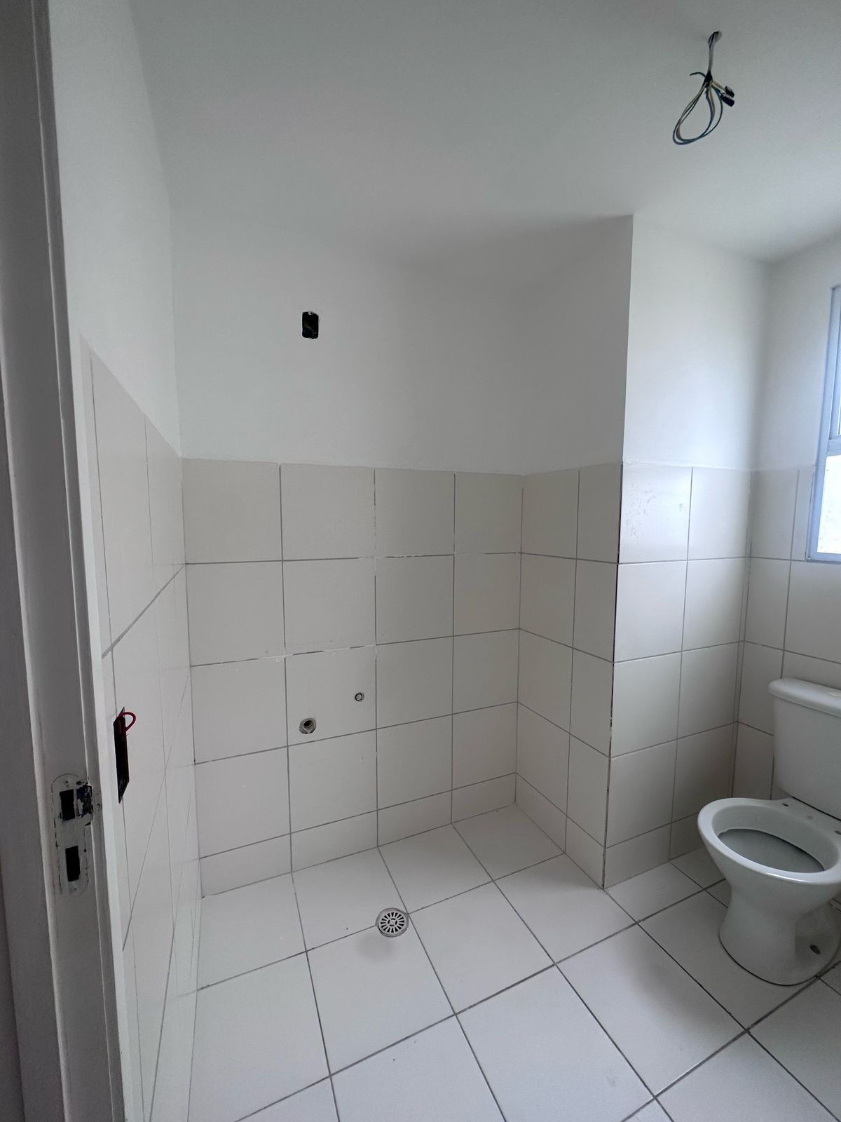 Apartamento 02 Dormitórios - Residencial Napoles - Jardim Colibri II - Cotia/SP