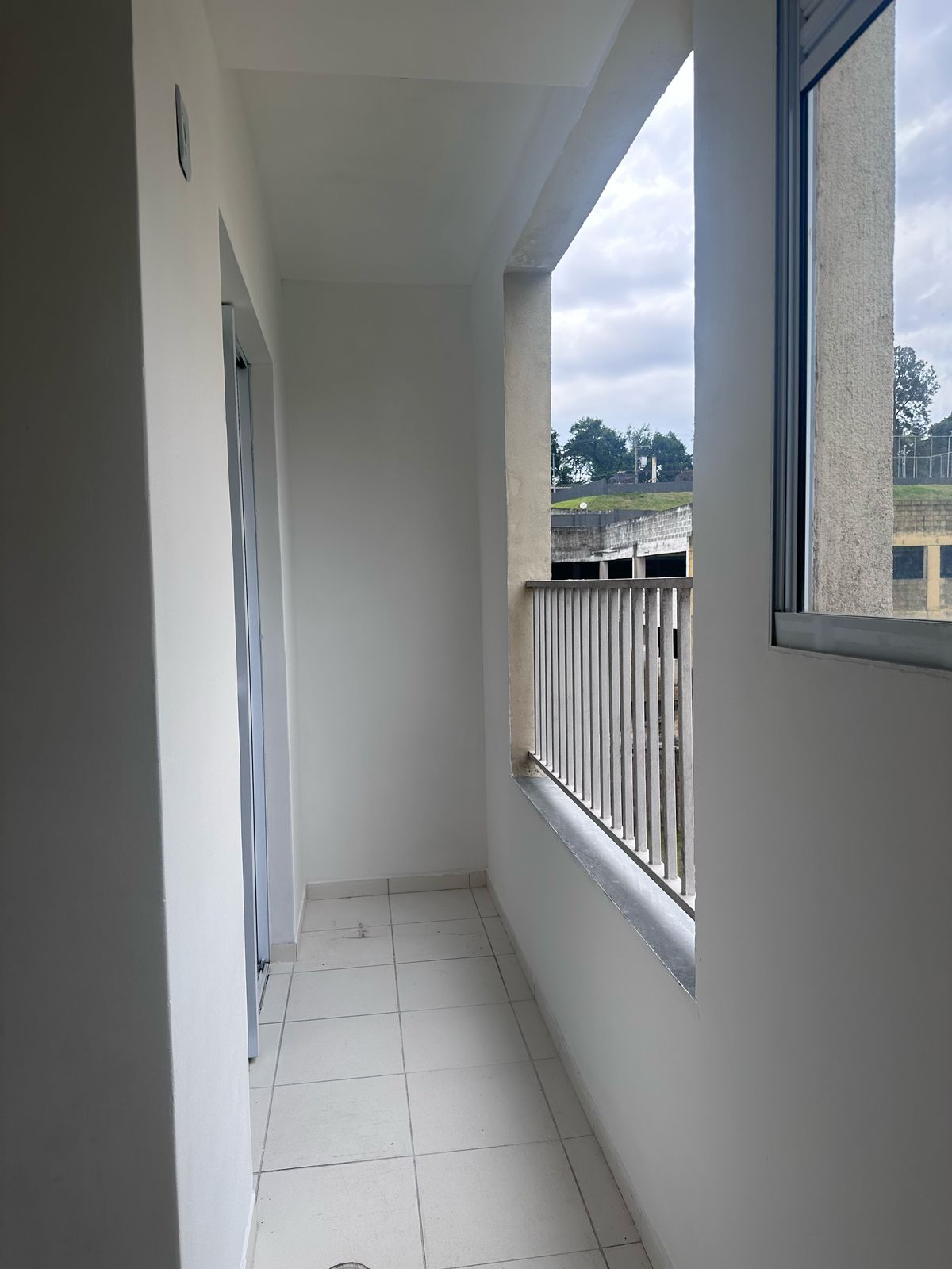 Apartamento 02 Dormitórios - Residencial Napoles - Jardim Colibri II - Cotia/SP