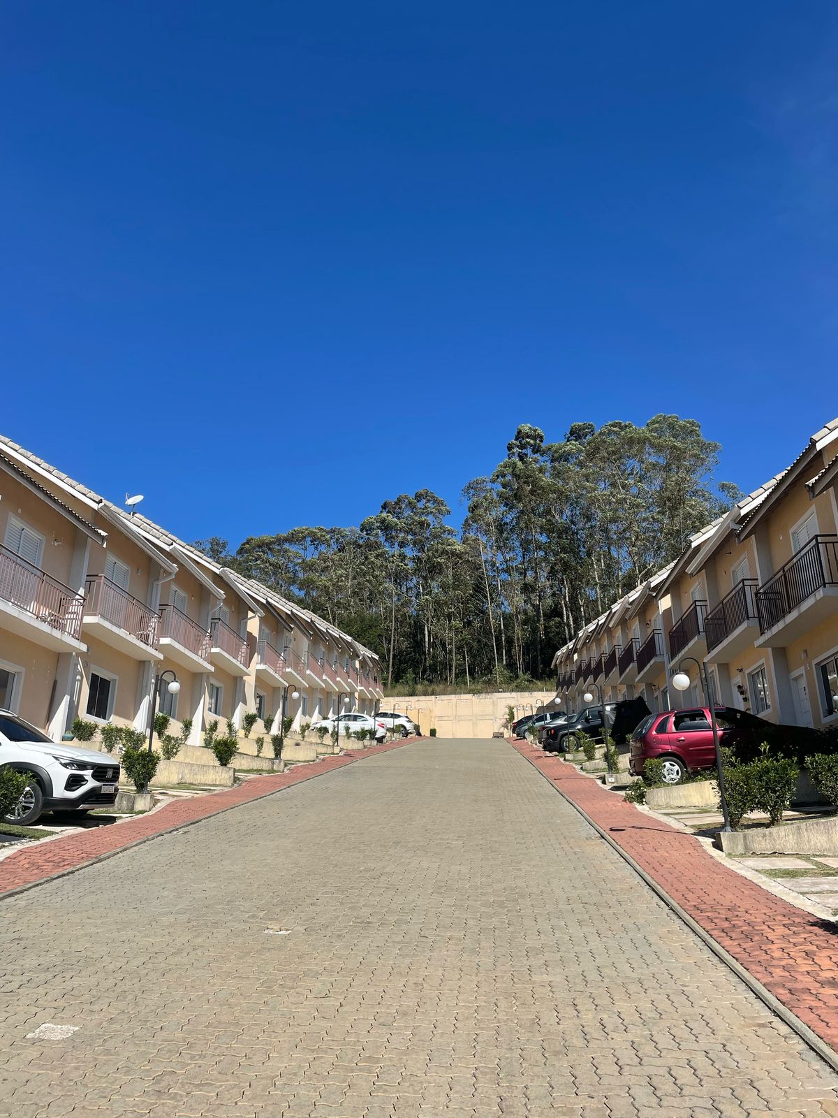 Casa com 2 Dormitórios - Condomínio Residencial Astecas - Chácara Ondas Verdes - Cotia/SP