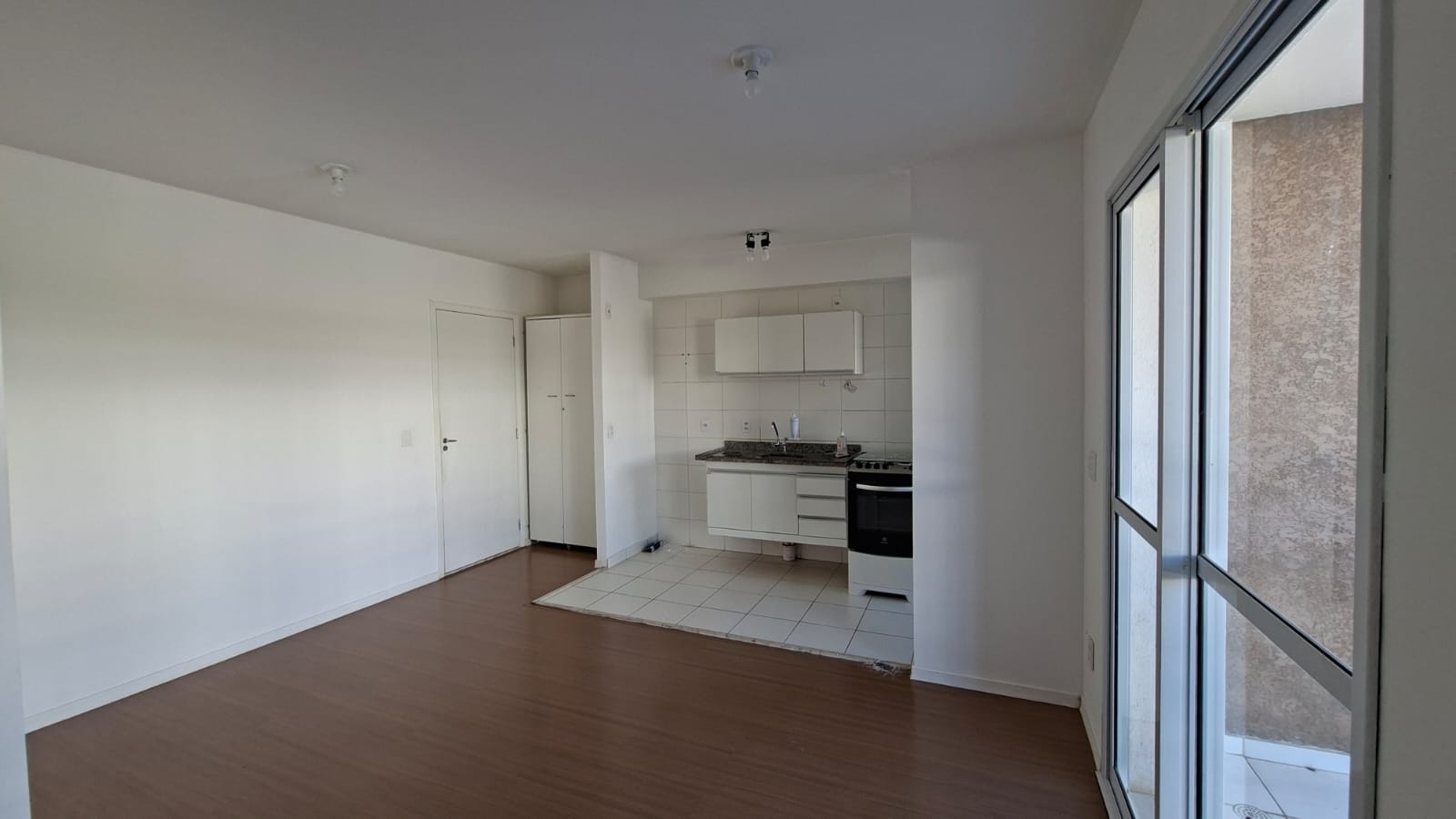 Apartamento com 02 Quartos - Condomínio Harmonia Ilumini - Gramado - Cotia / SP 