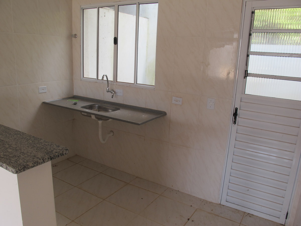 Casa para alugar com 2 quartos, 58m² - Foto 6