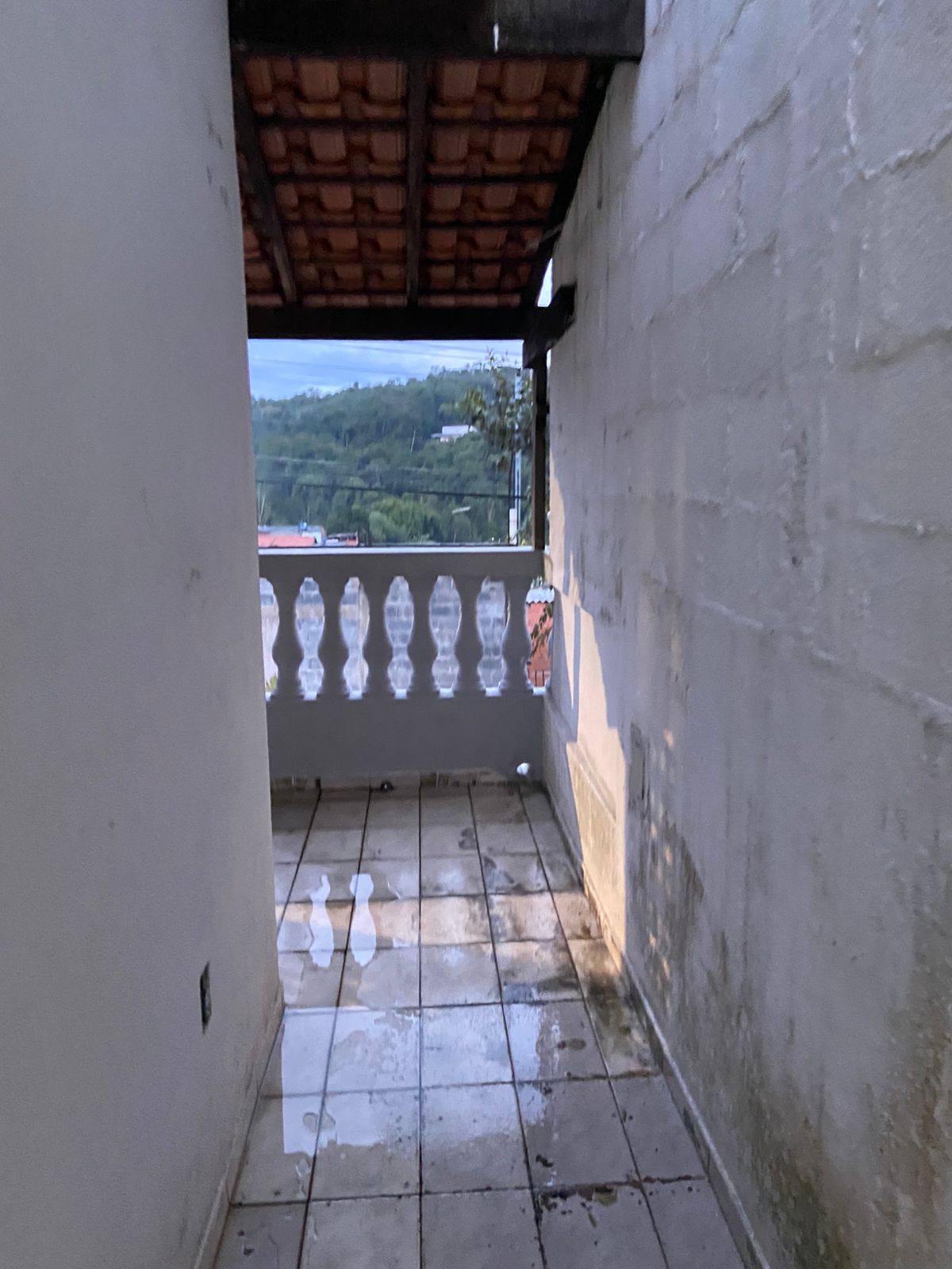Casa com 02 Dormitórios - Colinas de Cotia - Cotia/SP