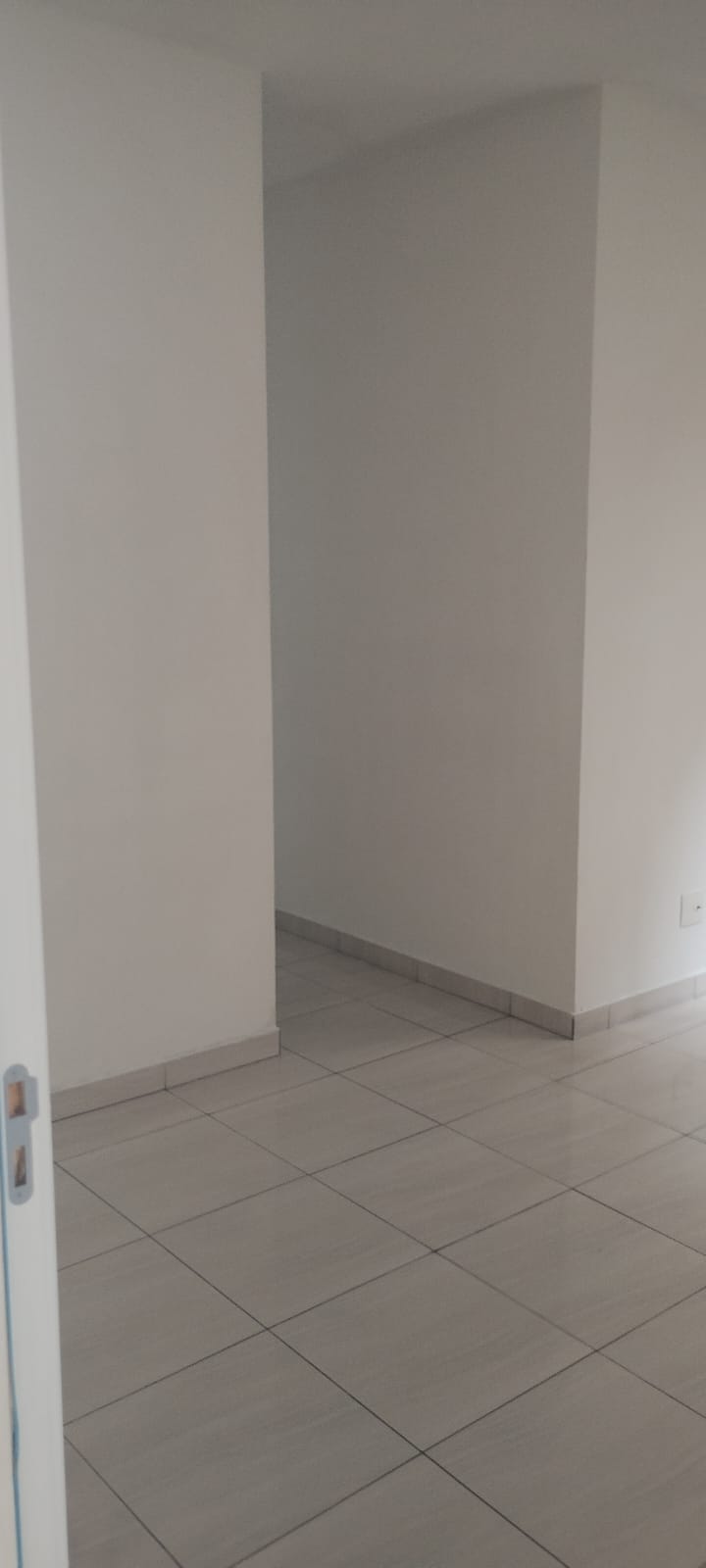 Apartamento Térreo Em Condomínio Com 2 Quartos - Residencial Allegro - Cotia/SP
