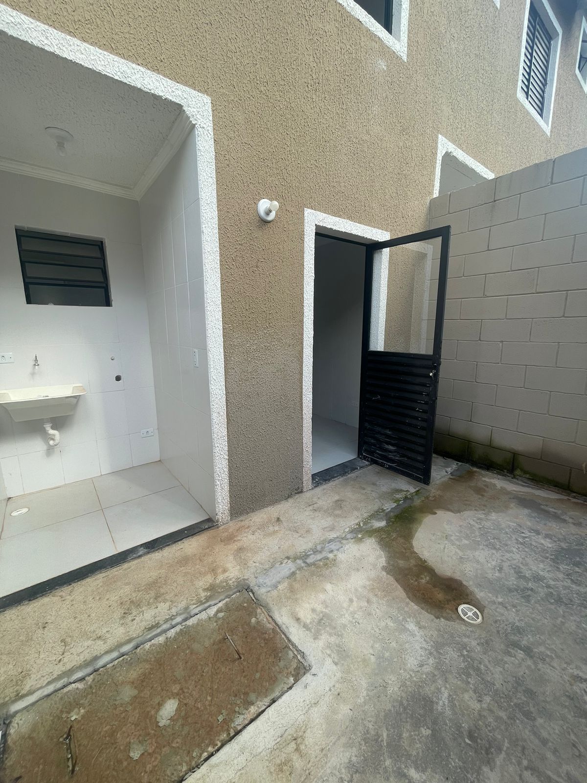 Casa Com 2 Quartos - Residencial Genesis - Chácara Ondas Verdes - Cotia/SP