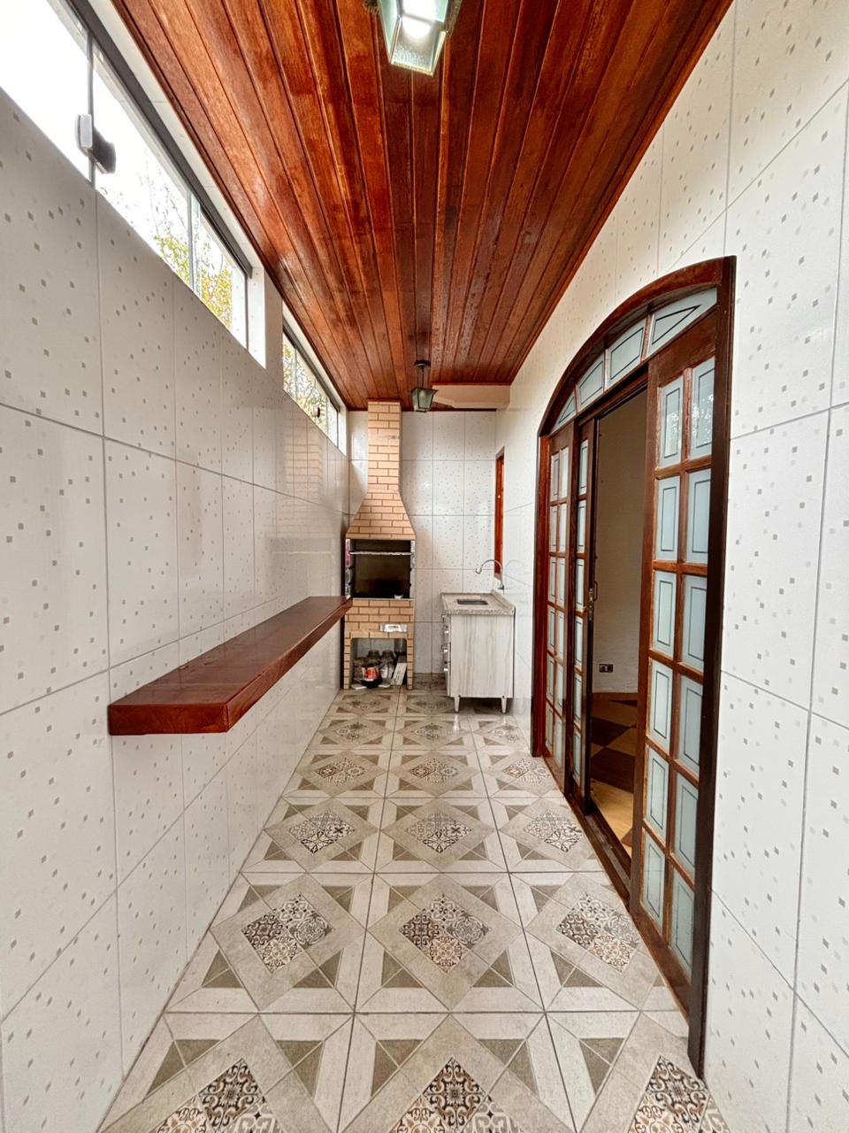 Casa com 5 Quartos - Jardim Sabiá - Cotia / SP 