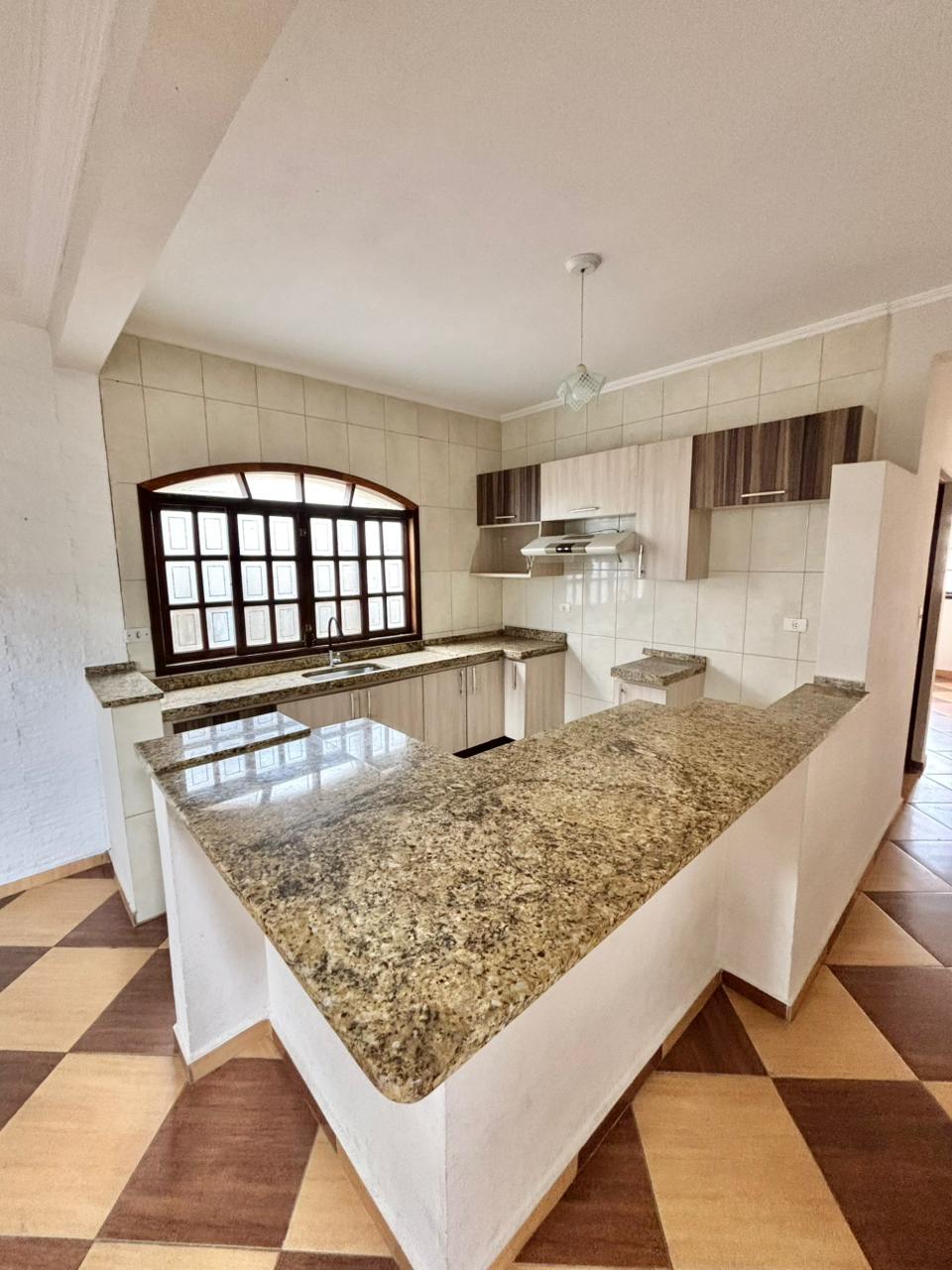 Casa com 5 Quartos - Jardim Sabiá - Cotia / SP 