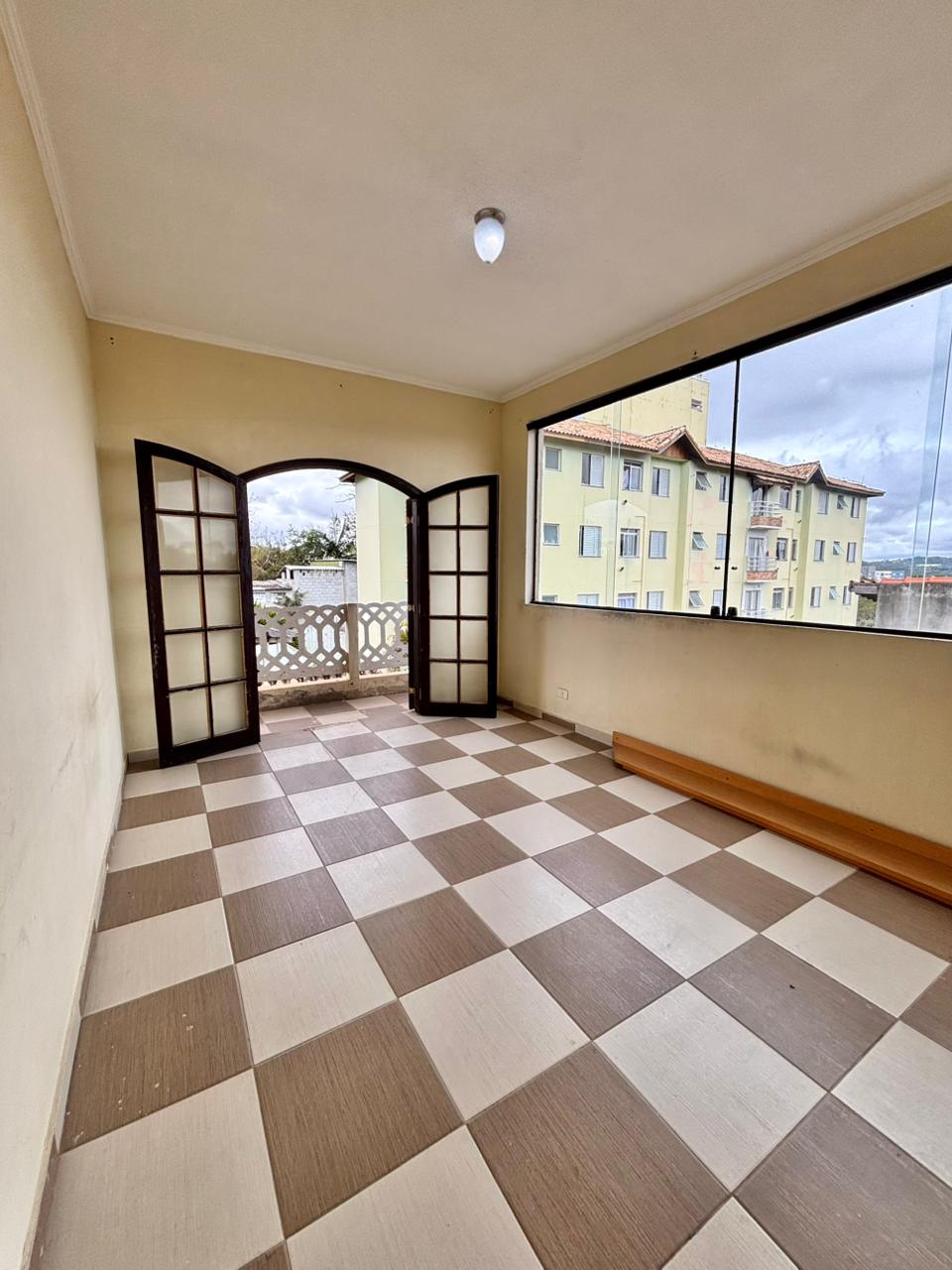 Casa com 5 Quartos - Jardim Sabiá - Cotia / SP 