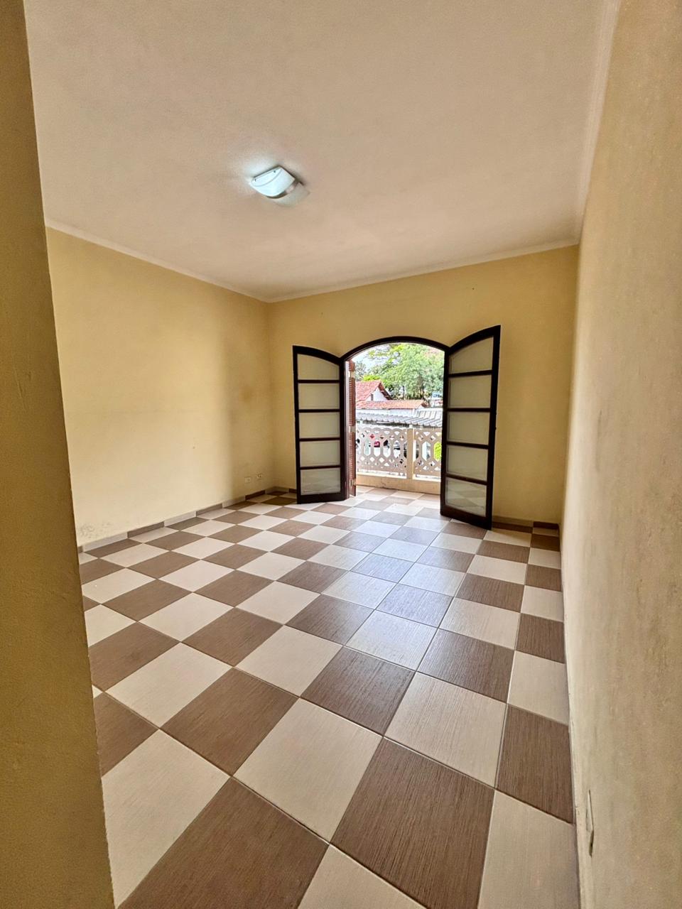Casa com 5 Quartos - Jardim Sabiá - Cotia / SP 