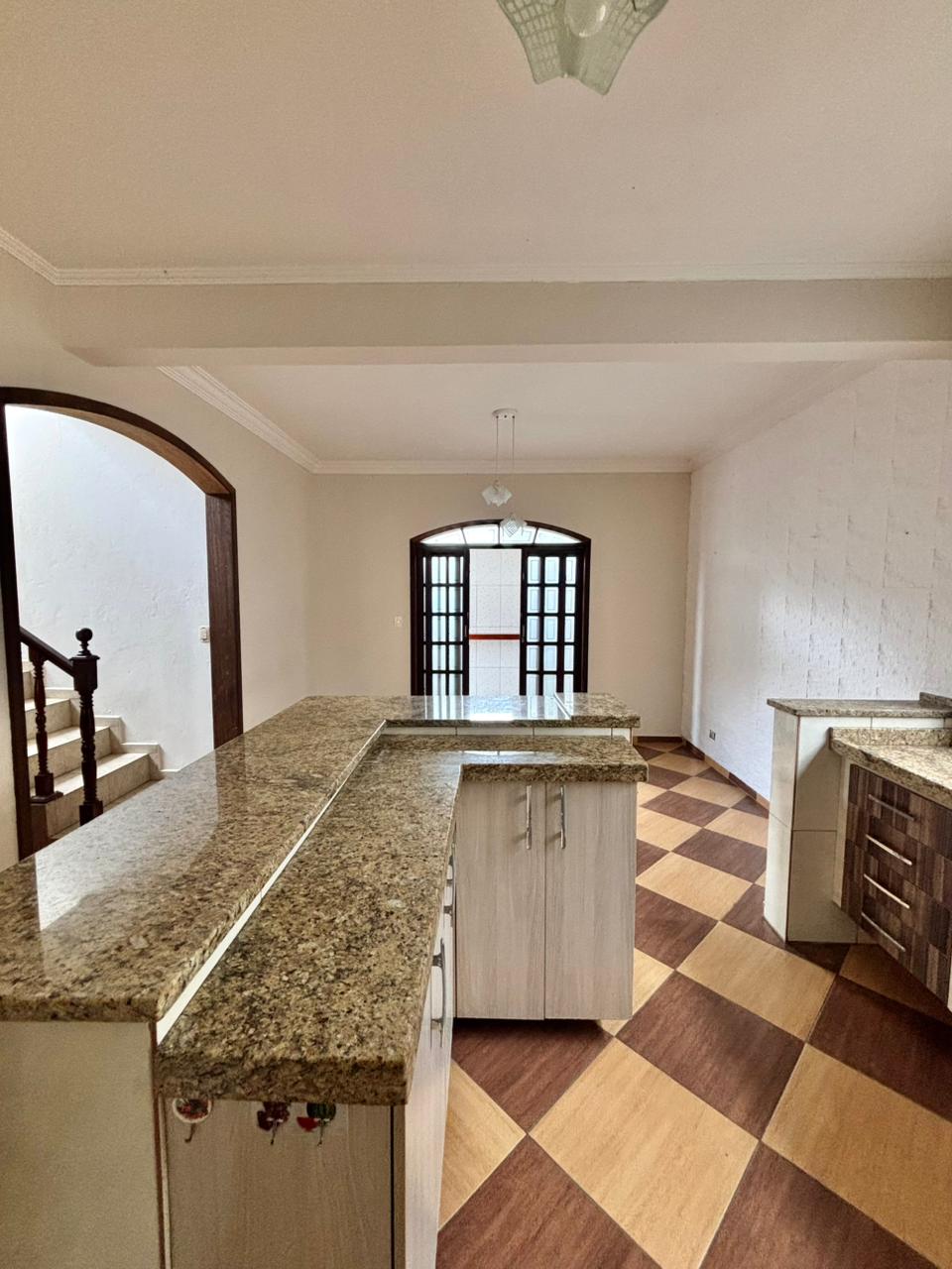 Casa com 5 Quartos - Jardim Sabiá - Cotia / SP 