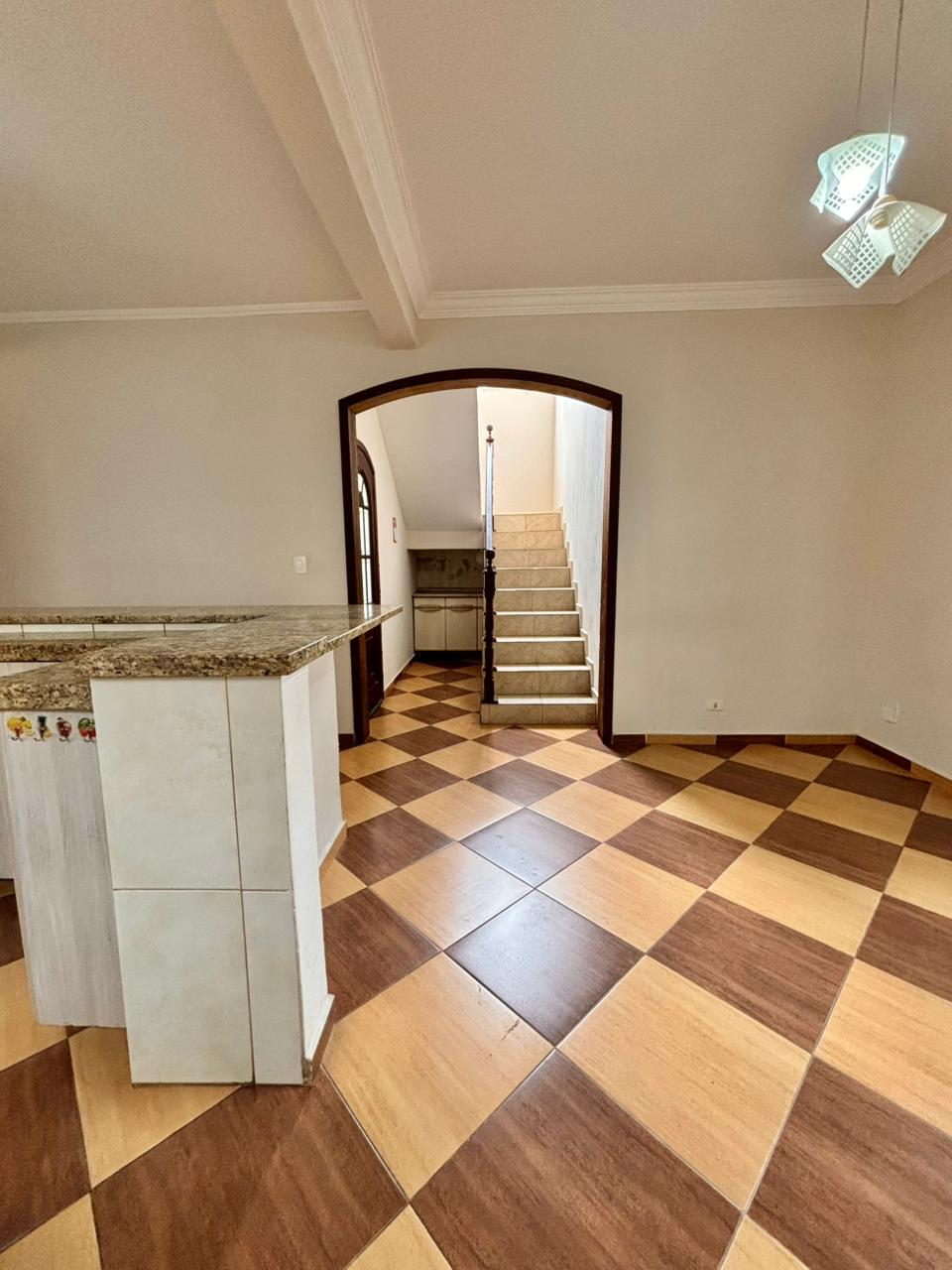 Casa com 5 Quartos - Jardim Sabiá - Cotia / SP 