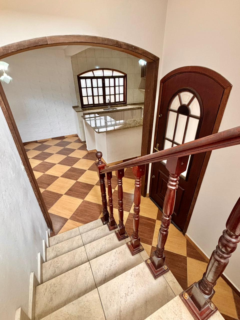 Casa com 5 Quartos - Jardim Sabiá - Cotia / SP 