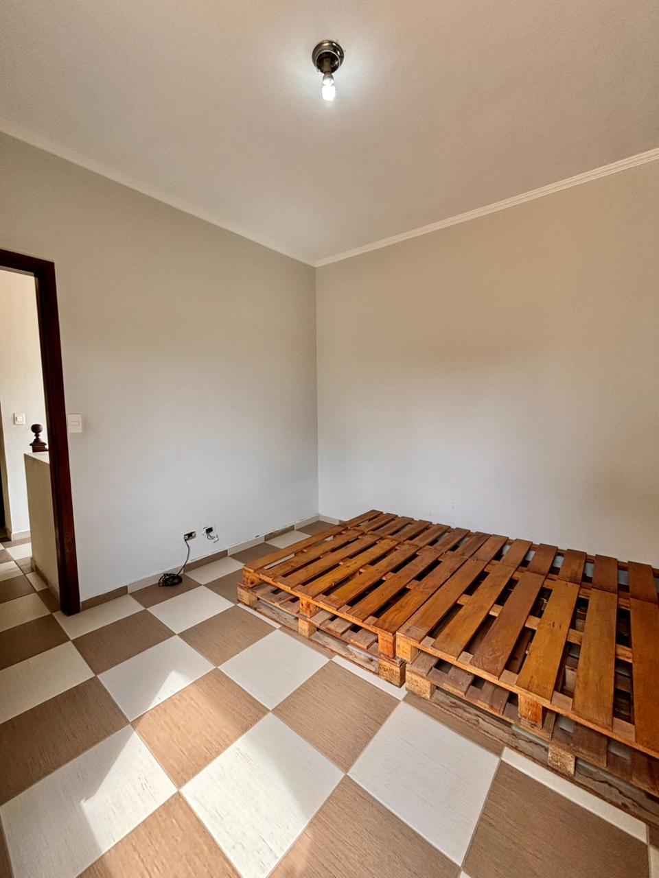 Casa com 5 Quartos - Jardim Sabiá - Cotia / SP 