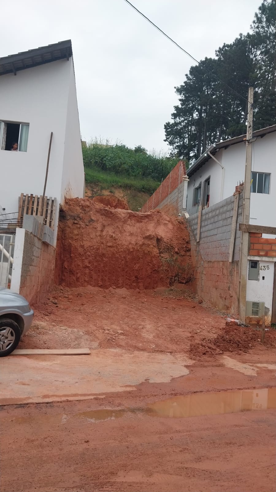 Terreno Com 130m² - Parque Monjolo - Cotia/SP