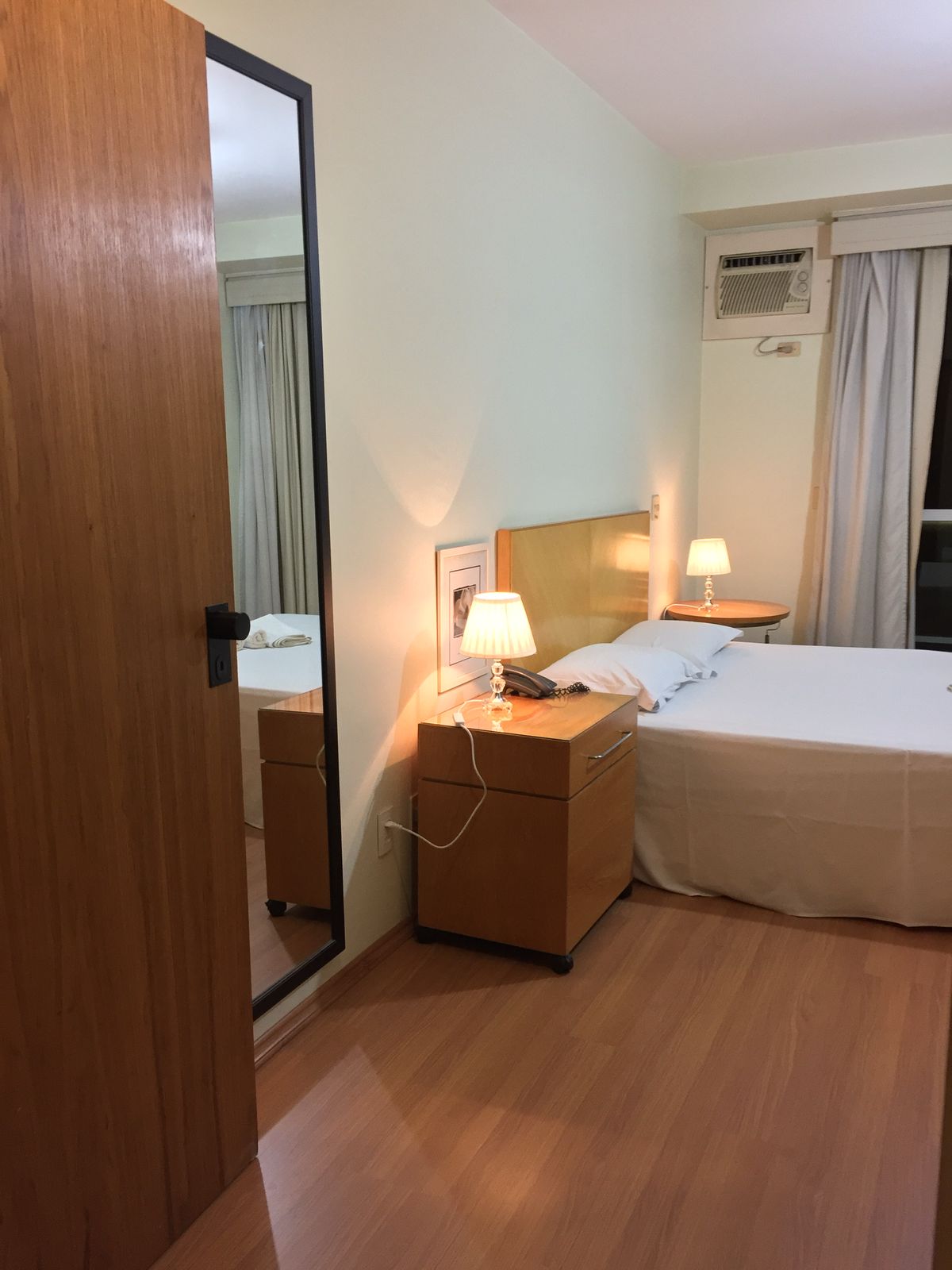 Prédio Inteiro para alugar com 2 quartos, 54m² - Foto 8